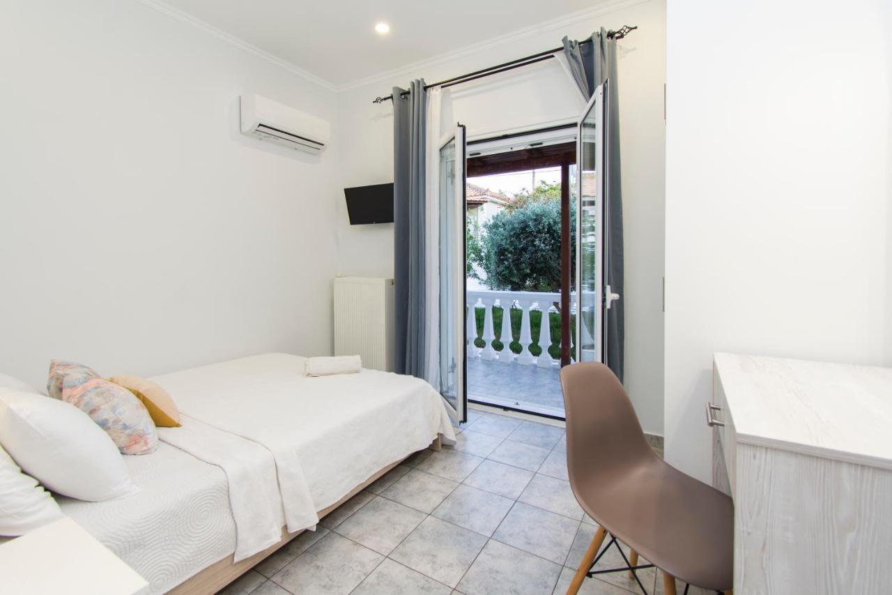Villas Margaris Kalamaki  Bagian luar foto